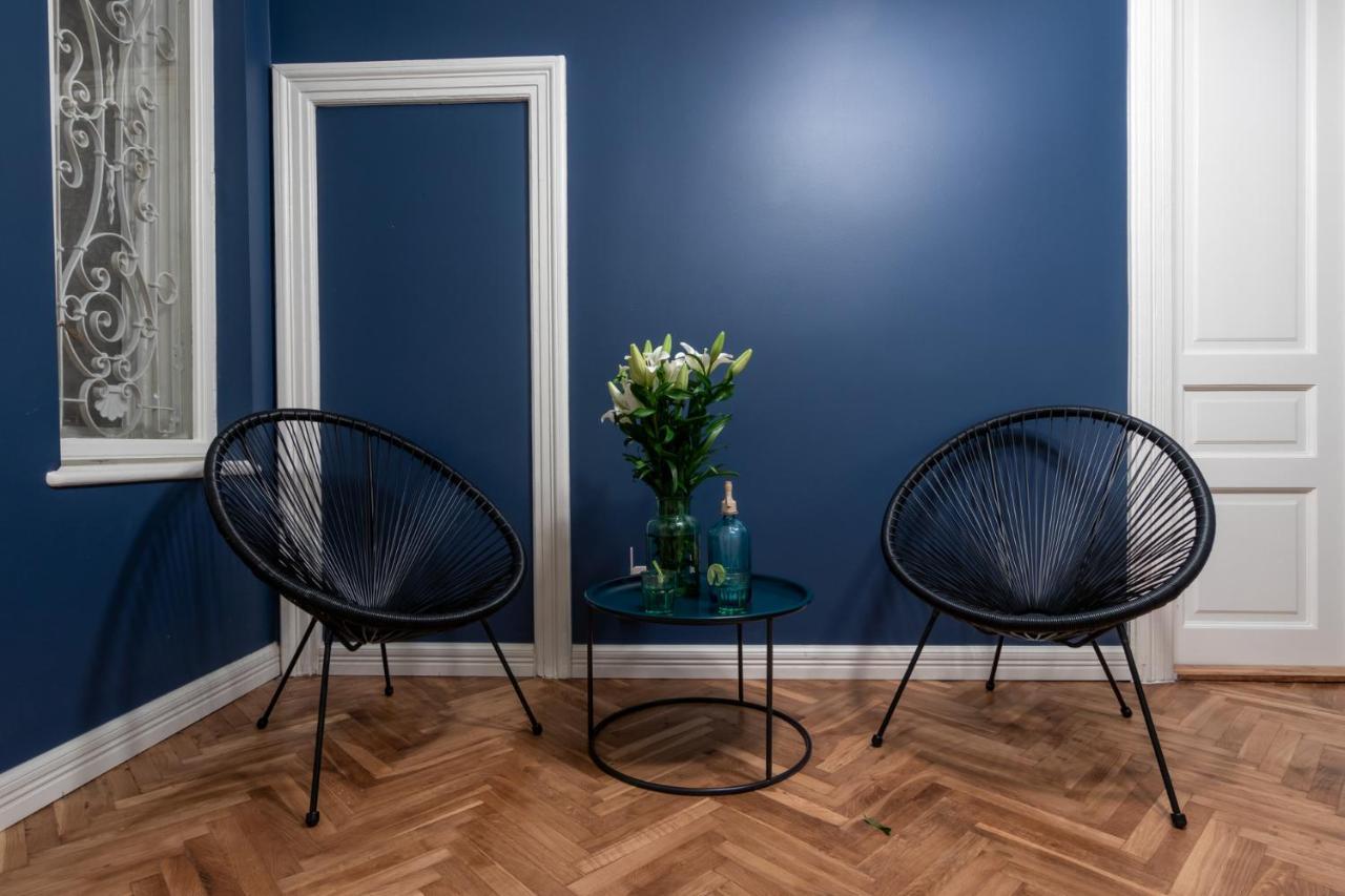 Barbacan Suites - Old Town Apartments - By Upstairs Krasków Εξωτερικό φωτογραφία