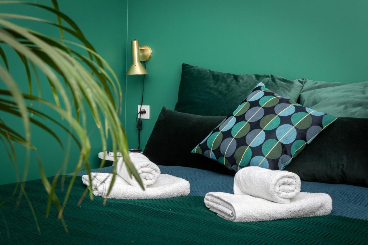Barbacan Suites - Old Town Apartments - By Upstairs Krasków Εξωτερικό φωτογραφία