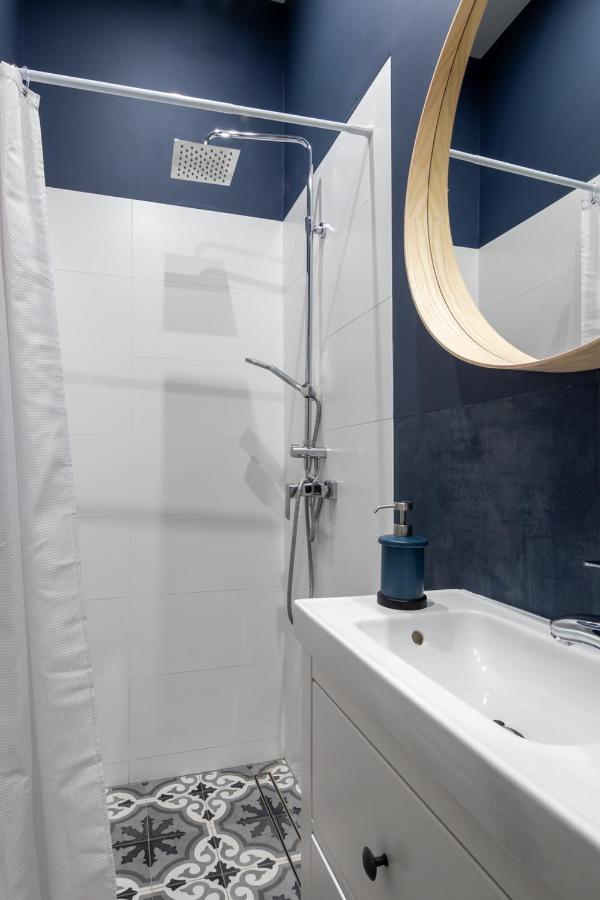 Barbacan Suites - Old Town Apartments - By Upstairs Krasków Εξωτερικό φωτογραφία