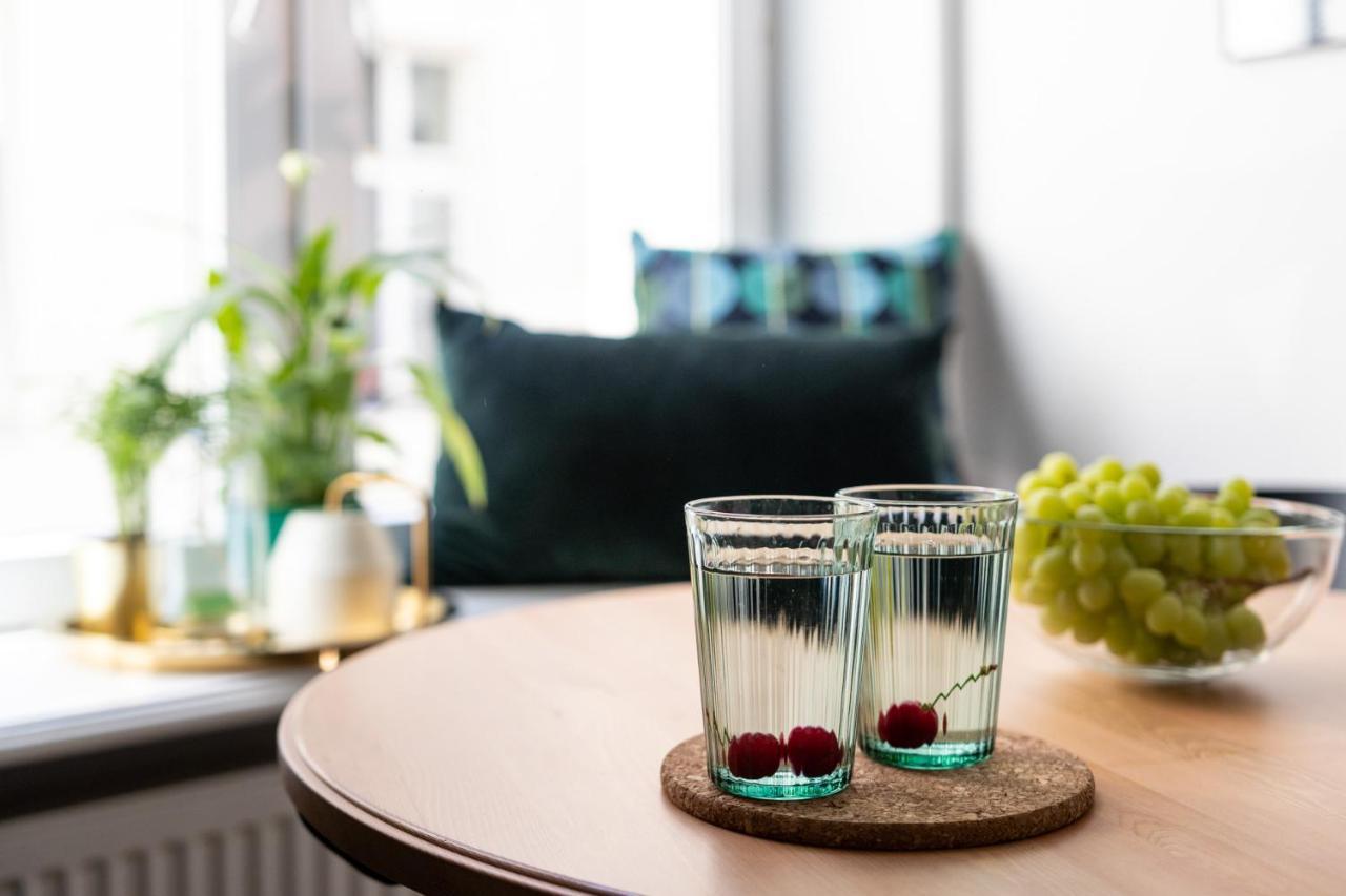 Barbacan Suites - Old Town Apartments - By Upstairs Krasków Εξωτερικό φωτογραφία